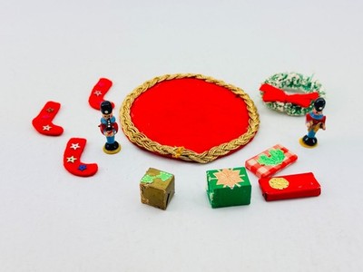 Vintage 1:12 Miniature Christmas Decor Nutcracker Tree Skirt Dollhouse Furniture