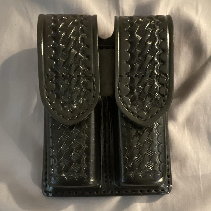 AKER 510-3 Black Leather OWB Belt Loop Double Mag Pouch .45 ACP Ambi