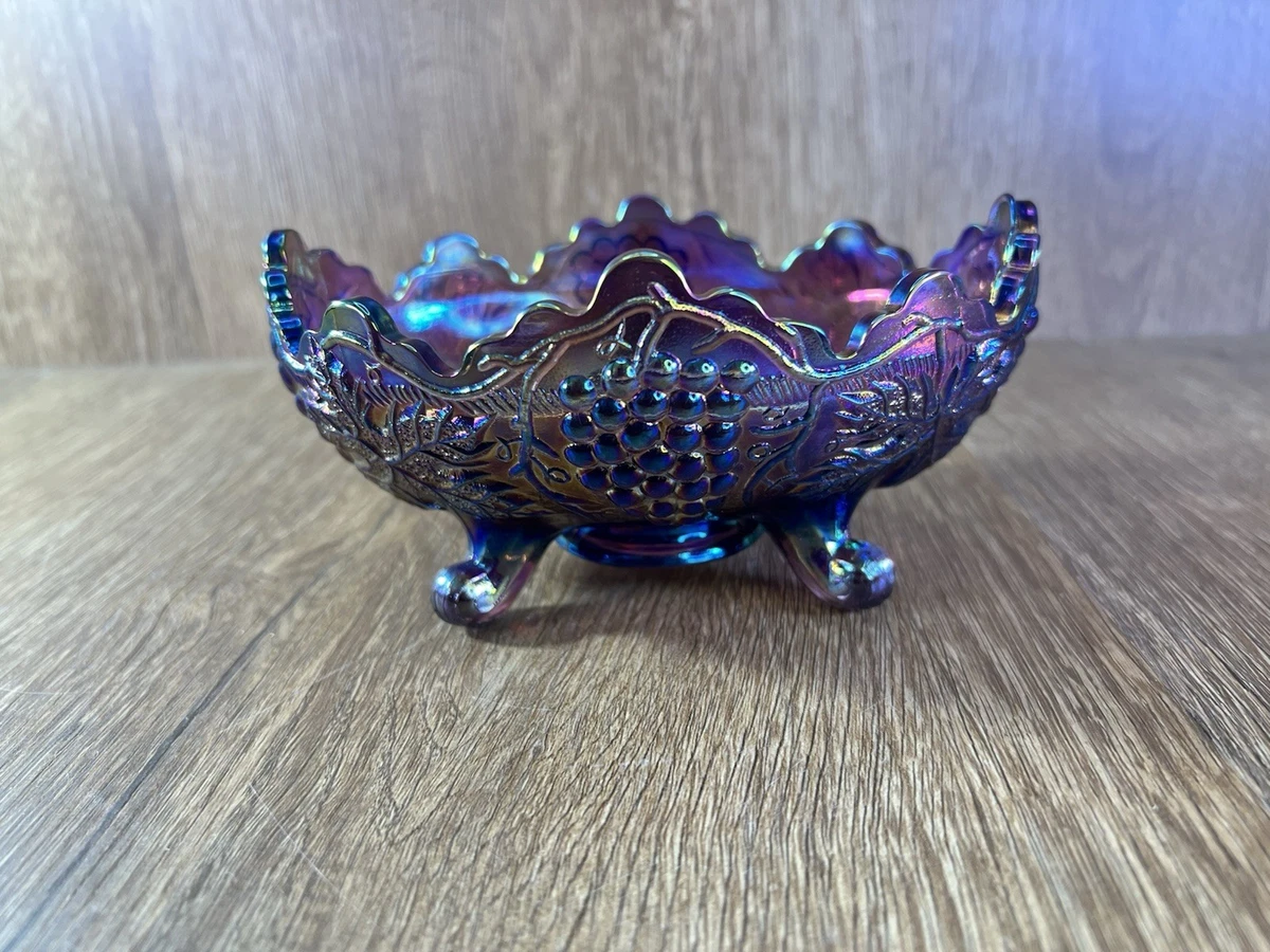 Carnival Glass Fruit Bowl In Vintage Northwood Carnival Glass for
