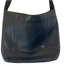 The Sak Hobo Shoulder Bag Black Pebbled Leather Top Stitch Accents Boho Chic