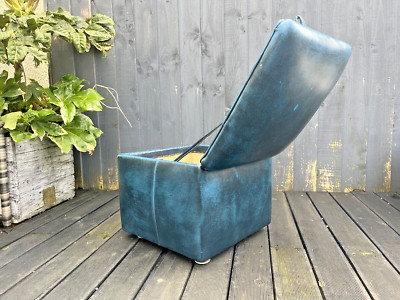 VINTAGE BLAU LEDER FUSSHOCKER AUFBEWAHRUNG WÜRFEL BOX POUFFE OTTOMANE 70er 80er Retro