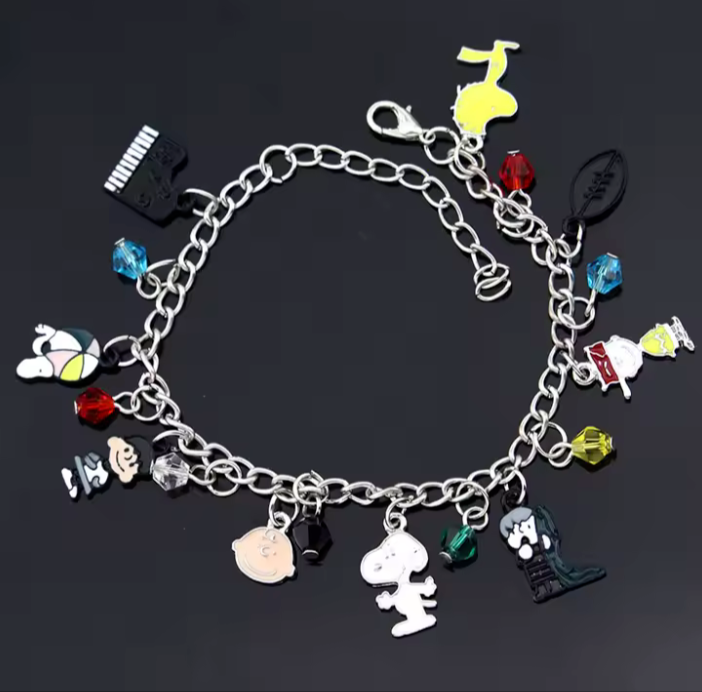 SNOOPY BRACELET-CHARLIE BROWN, WOODSTOCK MULTIPLE COMBINATION CHARM BRACELET