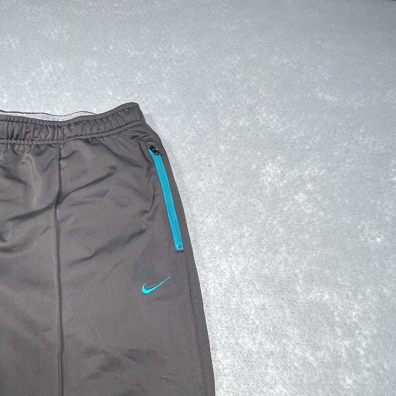 Nike Athletic Dept Pants Men’s Size Medium Gray Warm Up Track Pants