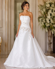 Anjolique Wedding Dress 2 White Inner Corset Beaded Ballgown Train NWT