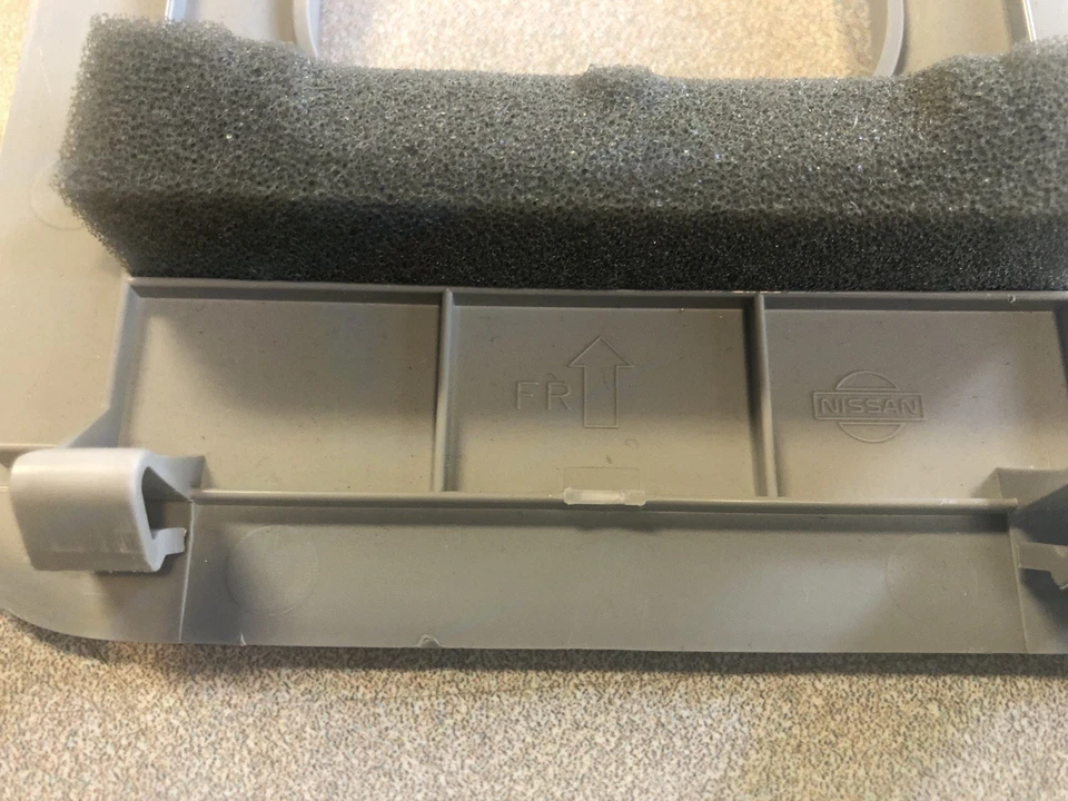 Nissan Cube 2012, cubierta de acceso trasero interior del espejo retrovisor, fabricante de equipos originales Foto 3 de 3