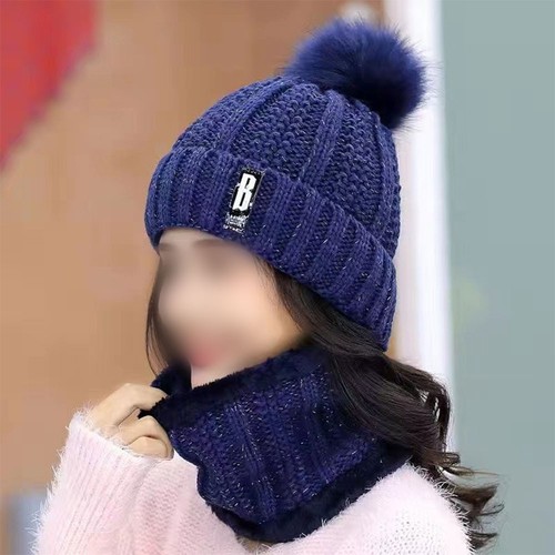 Cotton blend knitted hat with double layer design for warmth retention - Zdjęcie 11 z 13