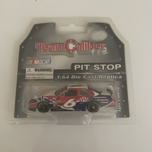 Team Caliber Pit Stop 1:64 Die Cast Replica NASCAR Mark Martin #6 AAA Car