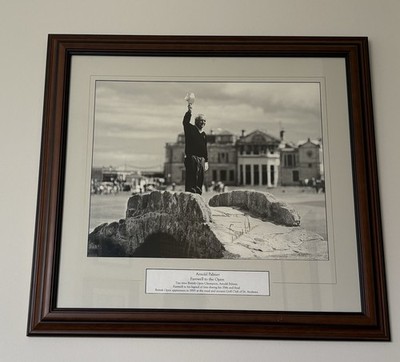 Arnold Palmer Farewell to the Open Framed Matted B&W Photo 28.5x25.5''