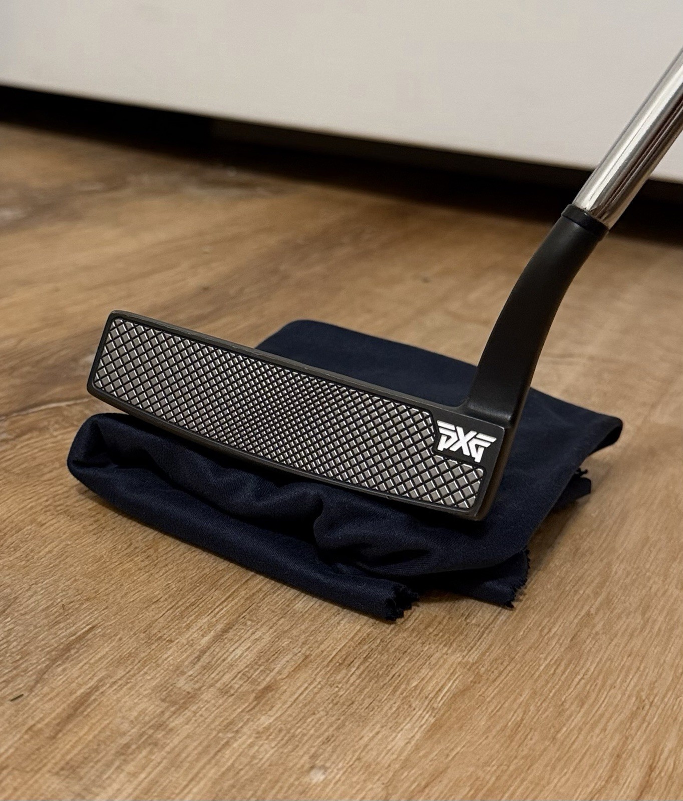PXG 0211 V-42 34.5인치 오른손잡이용 퍼터 (헤드커버 및 새 그립 포함) - 최상급 상태
