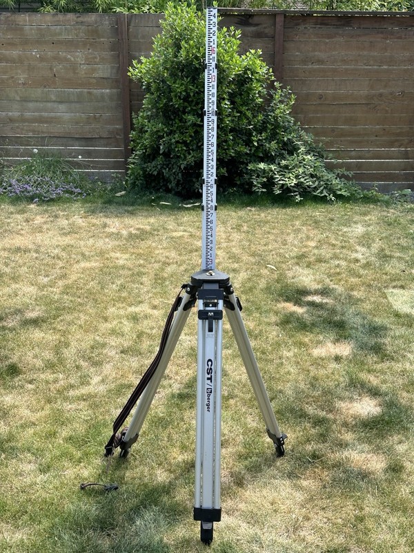 CST Berger Heavy Duty Aluminum Survey Tripod w/ Telescoping Legs And 16’ Rod