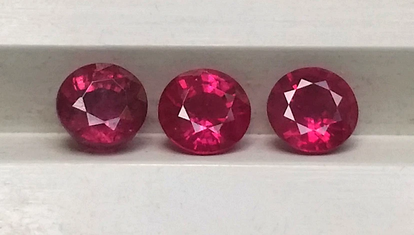 🔴 Ruby Natural 0.30 Carat Round 4mm 🔴 - Image 3 of 4