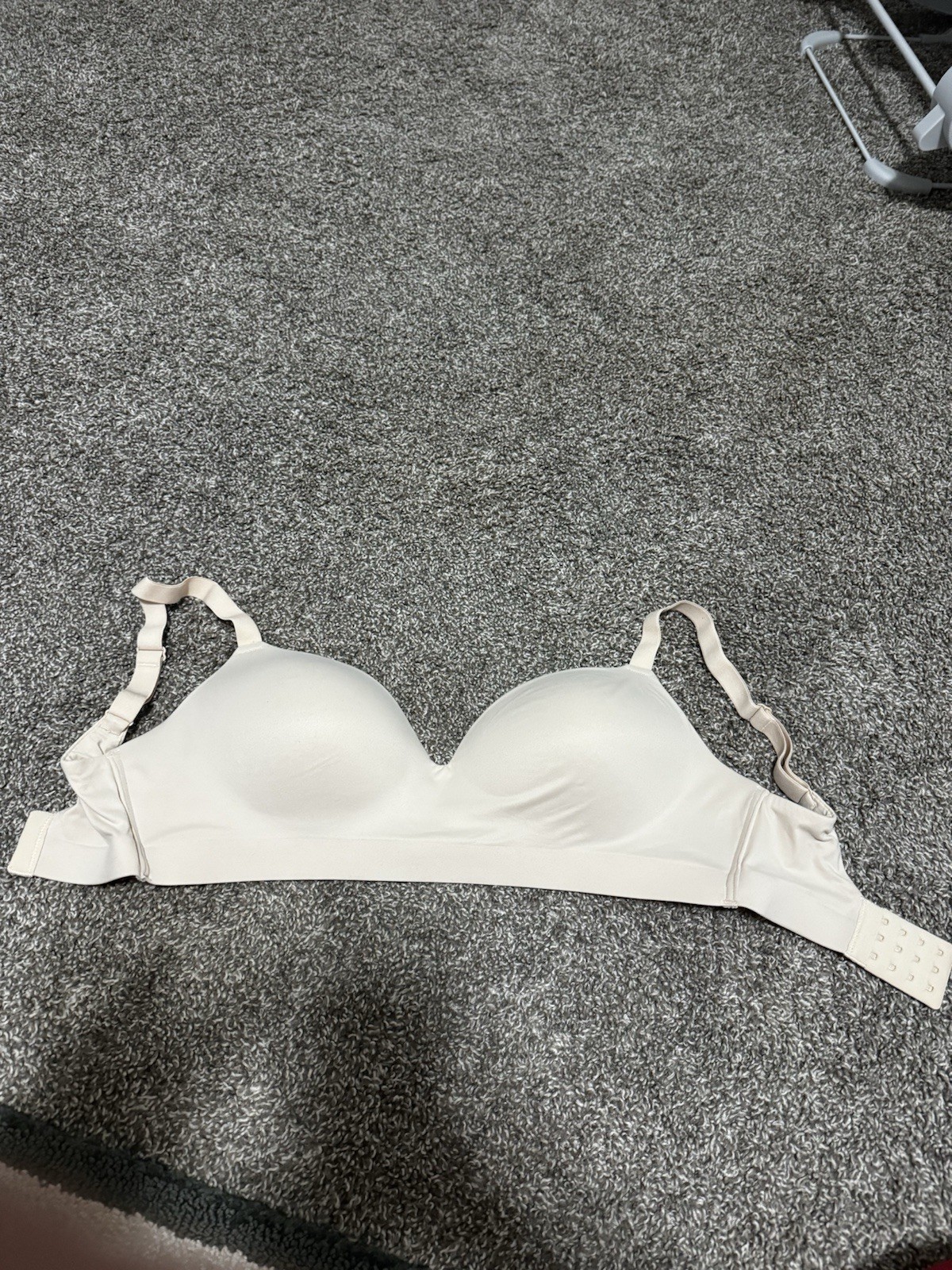 SOMA Nude Enbliss Wireless Bra size 34 DD