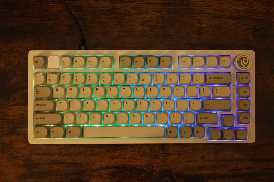 Aluminum Vintage Style Custom Mechanical Keyboard RGB Brown Switches 75% Wired - Image 2 of 4
