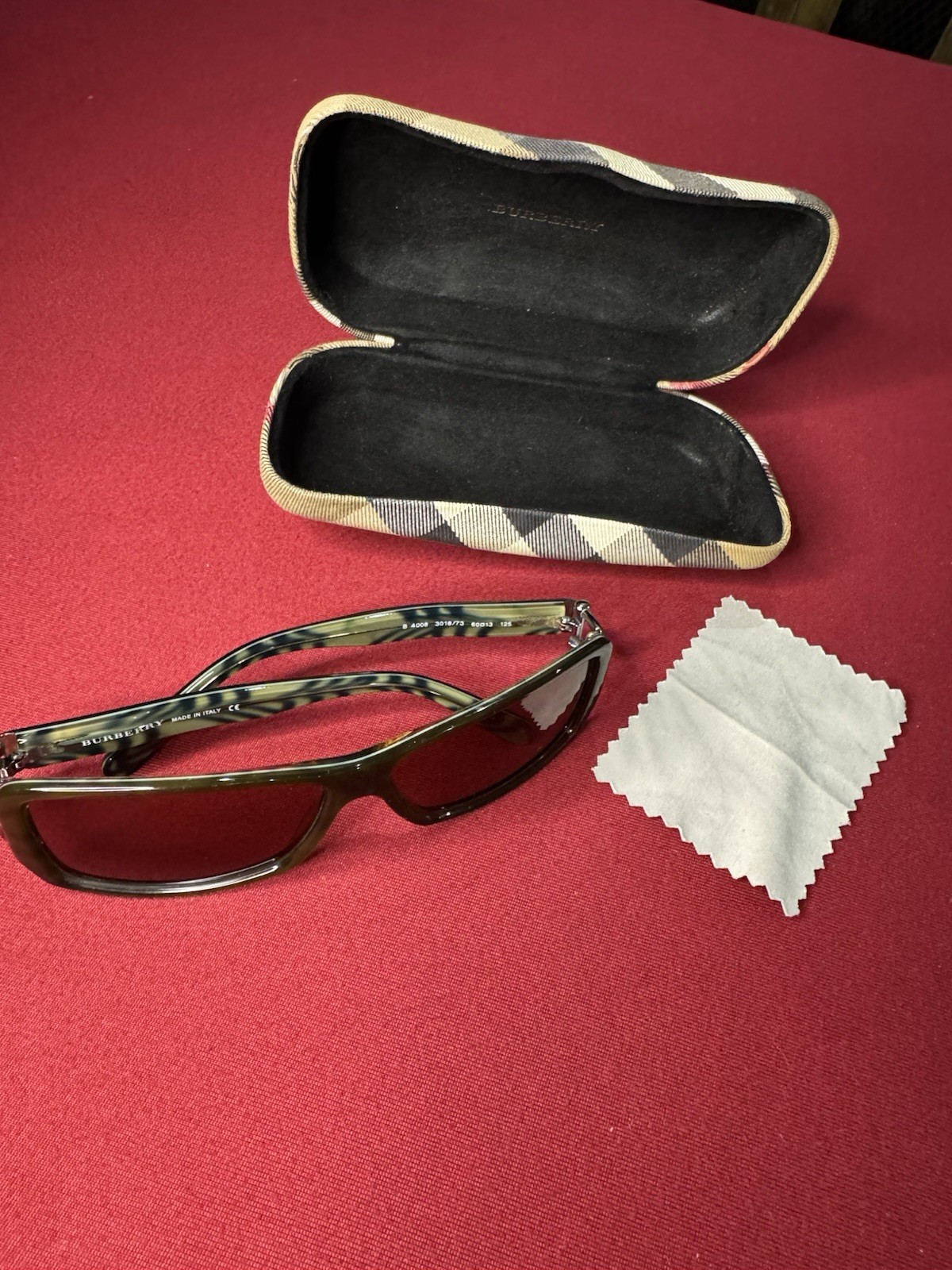 Burberry B4008 3016/73 Rectangular Sunglasses Gre… - image 8