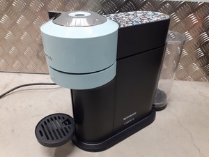 Nespresso x Liberty Vertuo Next Limited Edition Kaffeemaschine funktionstüchtig UVP 200£