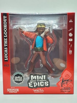 Stranger Things Mini Epics #12 Lucas The Lookout Figur 15 cm Groß Weta Workshop