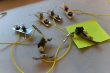 Märklin H0 7077 Innenbeleuchtung Tin-Plate mit Schleifschuhen und Glühlampen (2)