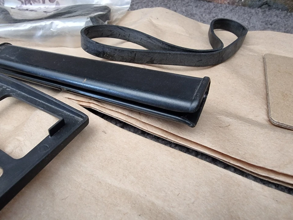 Panasonic (and Sanyo) Vacuum Cleaner Parts MCE Series, Belts,Bags,Filter etc - image 3 of 3