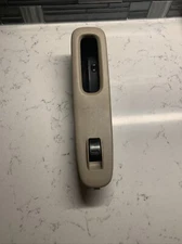 01-02 Accord 4Dr Right Passenger Window Switch Panel Bezel
