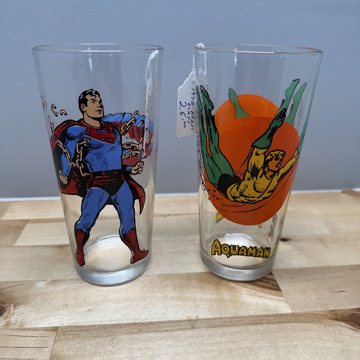 VINTAGE 1975 SUPERMAN DC Comics Pepsi Collector Series Glass And