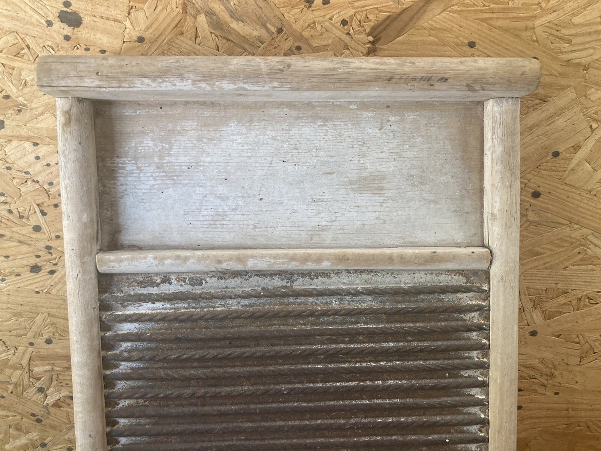 Vintage Antique Washboard Wash Board Laundry FEDERAL NO. 670