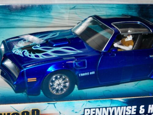 Hollywood Rides Pennywise and Henry Bower's 1977 Pontiac Firebird TA w/Figurine - Picture 3 of 12