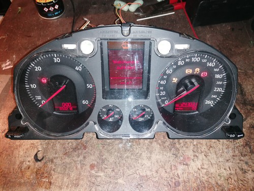 9701 Tacho Kombiinstrument VW Passat 3C 2,0 TDI VDO 3C0920871 247031 km