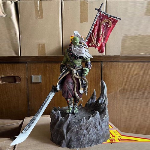 Figurki spotowe Warcraft, otaczające posągi, miecz samurajski Świt wyprodukowany w Chinach - Zdjęcie 2 z 5