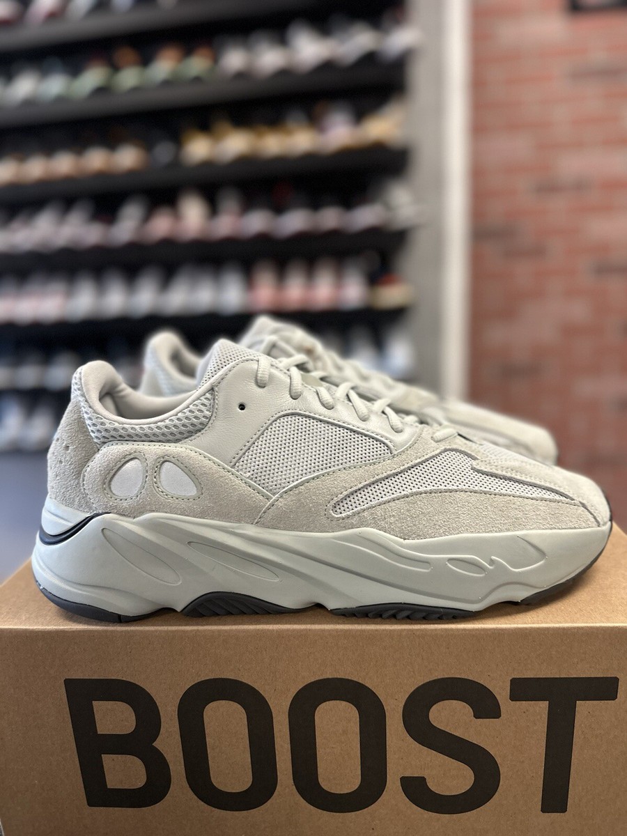 Size 13.5 - adidas Yeezy Boost 700 Low Salt 100% Authentic Quick