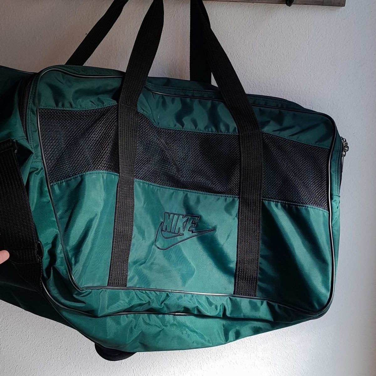 Nike FZ4749400 関税送料込 NIKE Green Gymn Bag/ Duffle/ Luggage 21x 13×11- NIKE SPELL