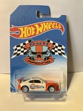 Hot Wheels Toyota GR 86 Cup Gulf Racing personalizado con neumáticos Real Rider