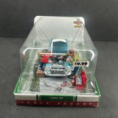 Lemax Coventry Cove Christmas Village 2010 Tune Up Car Mechanic #03840