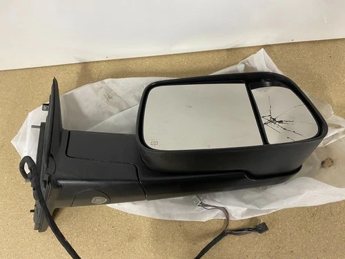 2013-2018 Ram 1500 2500 3500 Truck Right Side Signal Towing Door Mirror OEM