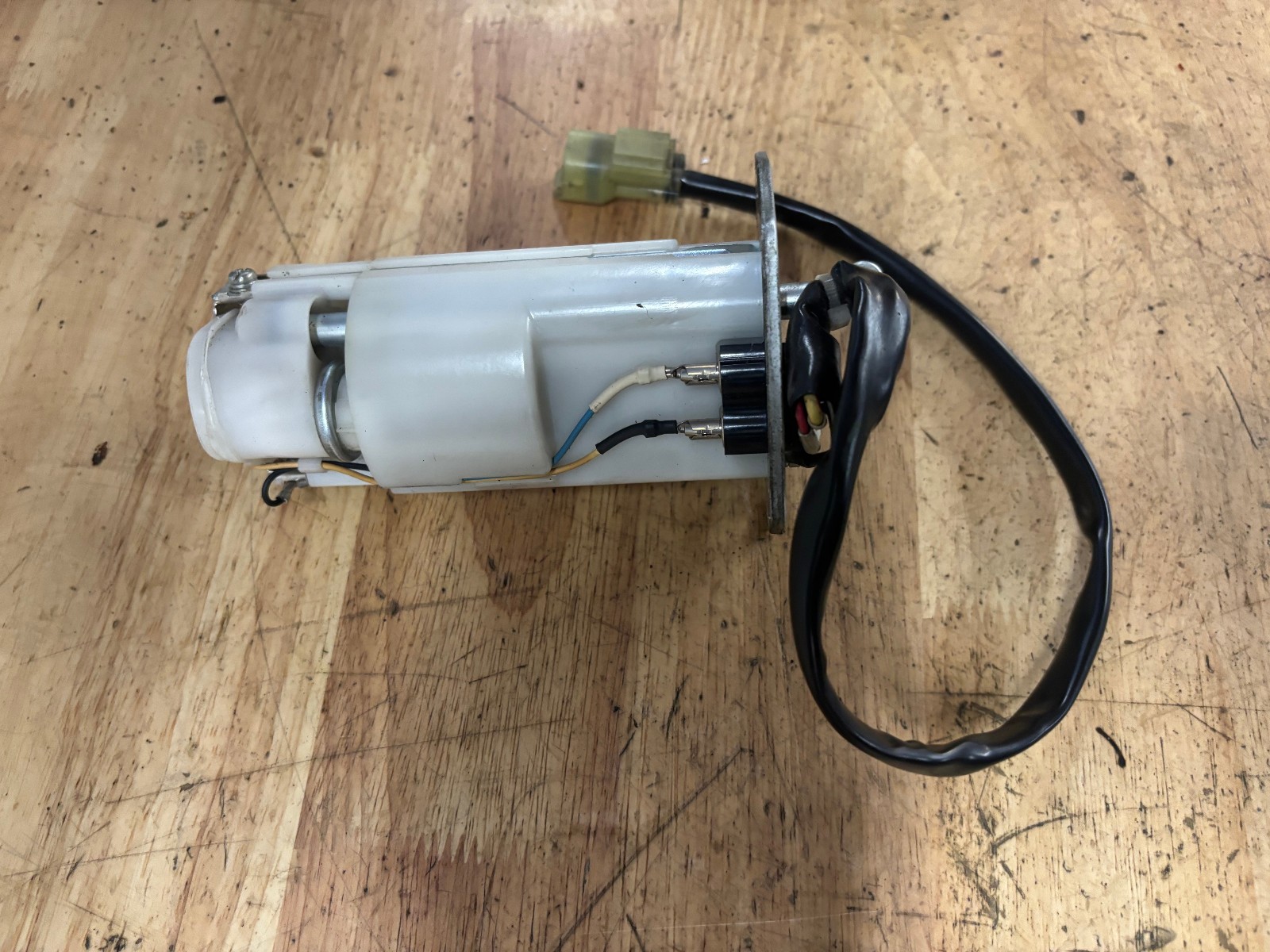 Kawasaki ZX10R Ninja 1000 2016 2017 2018 OEM Fuel pump sending unit 19 20