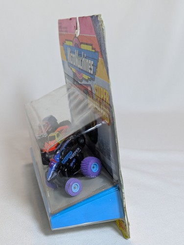 NIP Micro Machines #45 iron monsters collection Super Boomer Stealth hopper red, - Picture 3 of 7
