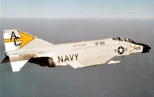 McDonnell Douglas F-4B VF-103 Sluggers USS Saratoga 1966 Navy MahoganyModel 1/72