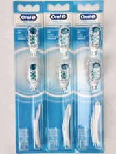 Oral-B Deep Clean Battery Powered Toothbrush Replacement Brush Heads 3 Pack of 2