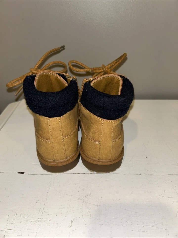 Botas de senderismo pequeñas para niños talla 9, tostadas y azules Foto 3 de 4
