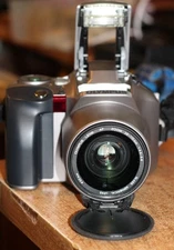 OLYMPUS IS-20 DLX Film Camera 28-110 35mm Aspherical Zoom Lens  +manual UNTESTED