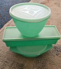 Vintage Tupperware Crisp-It, Celery Keeper, Shred It Bowl #679-18 #786-8 #892-6