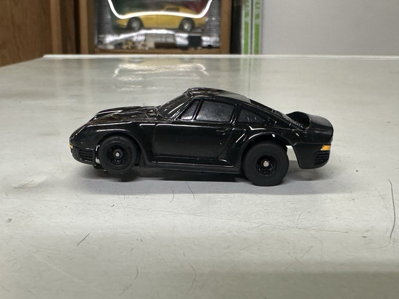 Nice AFX TOMY TURBO slot car BLACK PORSCHE 959 with Running Chassis