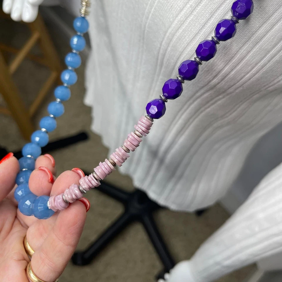 Ожерелье из бисера Чико фиолетовое бирюзово-голубое бирюзовое с подписью бижутерия - Изображение 4 из 4