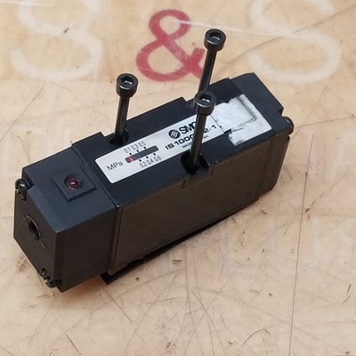 SMC IS1000P-2-1 Pressure Switch, 0.1-0.6MPa - USED