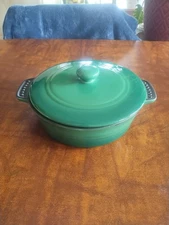 Parini Green 1Qt Flameproof Casserole Pot Dish with Lid. It's Round Shape Used