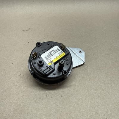 #ad Honeywell IS20144 3331 Pressure Switch 1.25” WC TRANE C341825P42 P42 🔥Checked $22.00