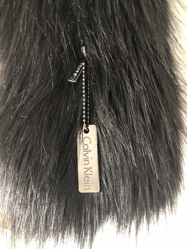 Calvin Klein Faux Fur Black Vest Size Small - Picture 2 of 4