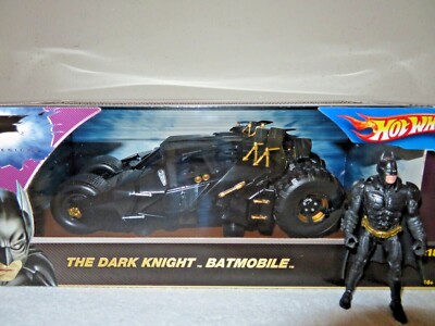 THE DARK KNIGHT BATMOBILE TUMBLER 1:18 HOT WHEELS MATTEL, RARE