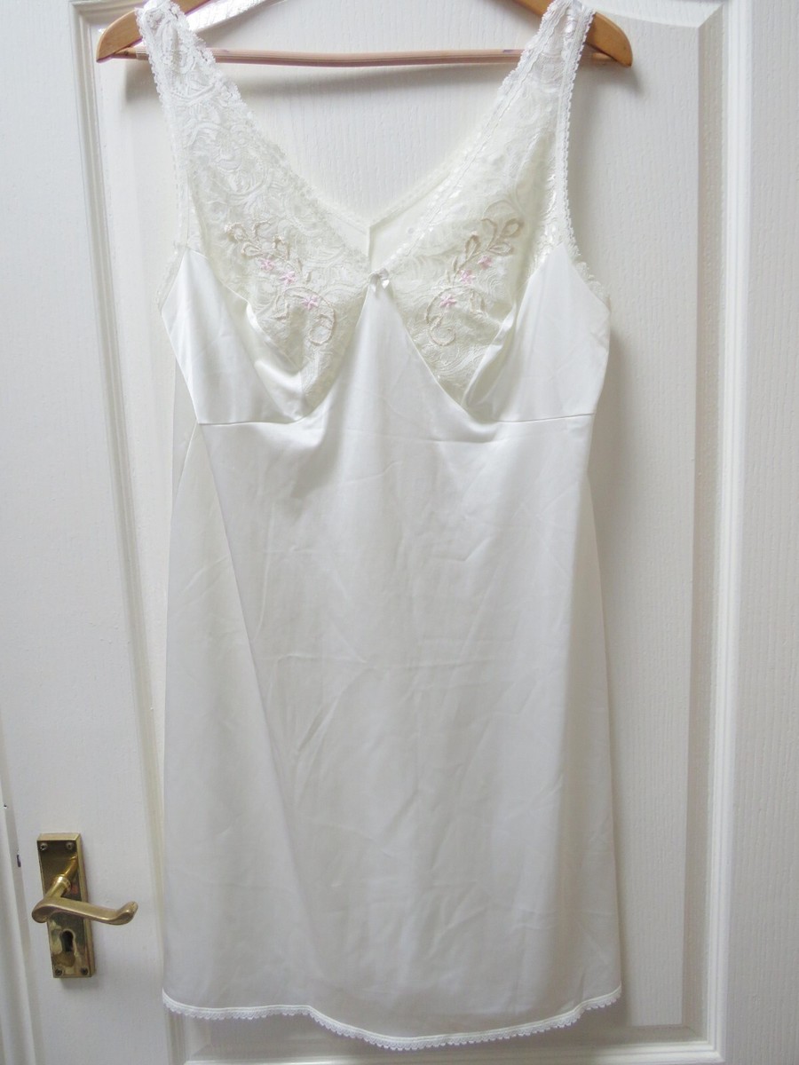 Marks Spencer Vintage Full Petticoat Slip Size 16 Cream Lace