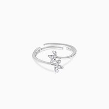 Beautiful Design Solid 925 Sterling Silver Women's Ring With Cubic Zirconia