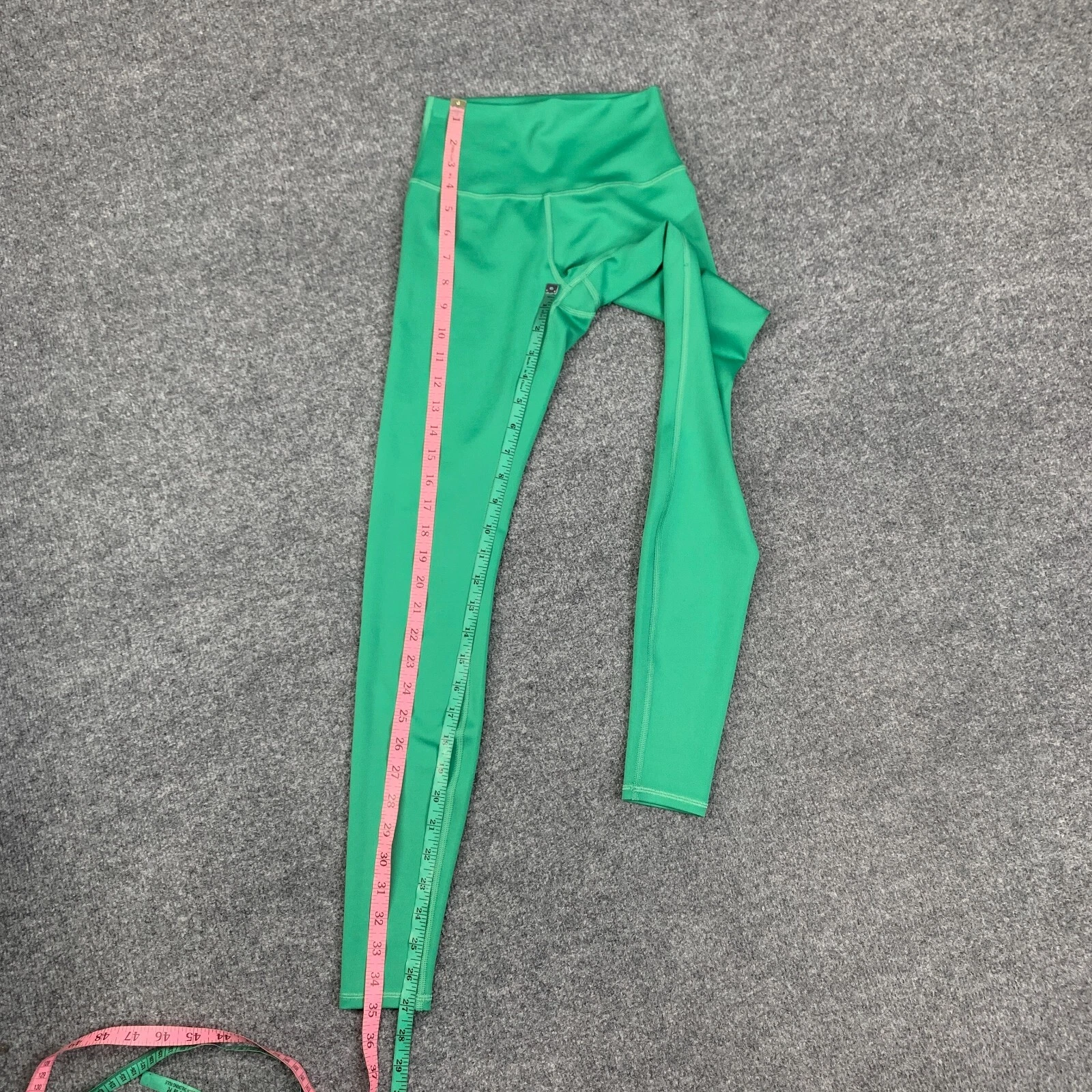 alo-yoga clover airlift wide waistband smooth high waist leggings